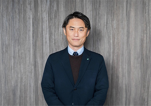 代表取締役 浅野 芳幸 写真